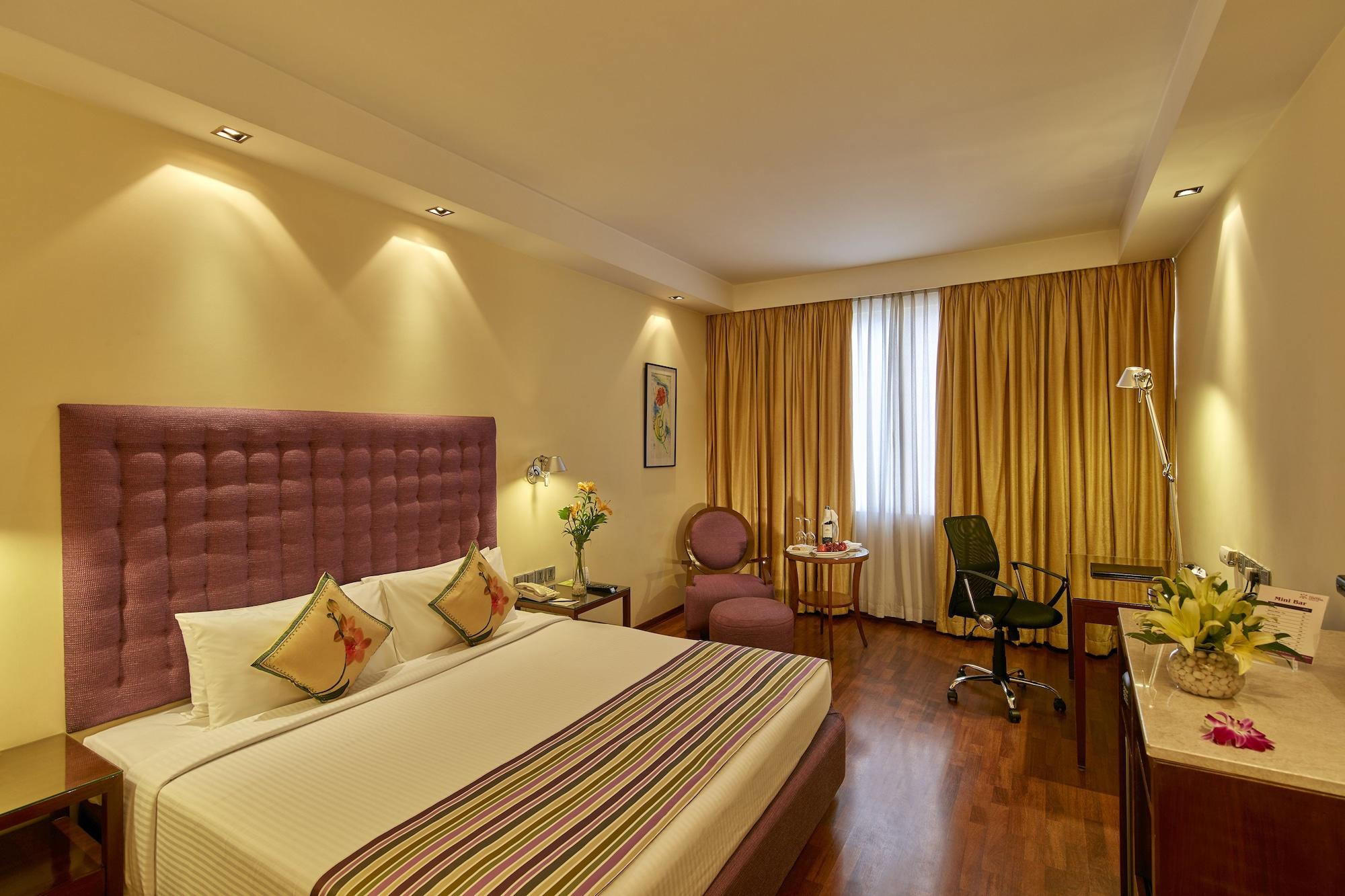 Royal Orchid Central Bangalore, Mg Road Bagian luar foto