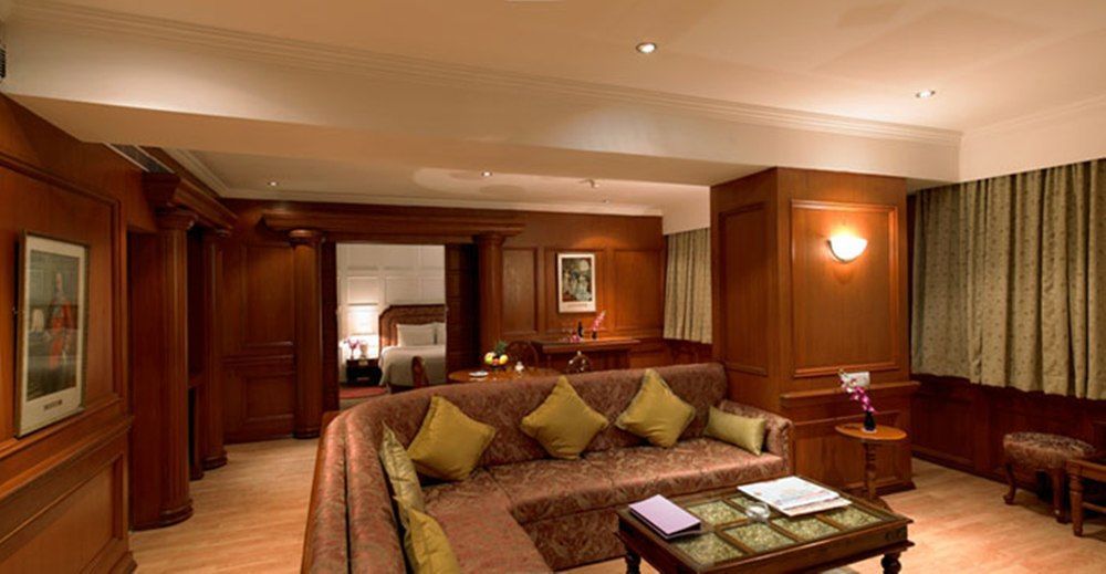 Royal Orchid Central Bangalore, Mg Road Bagian luar foto